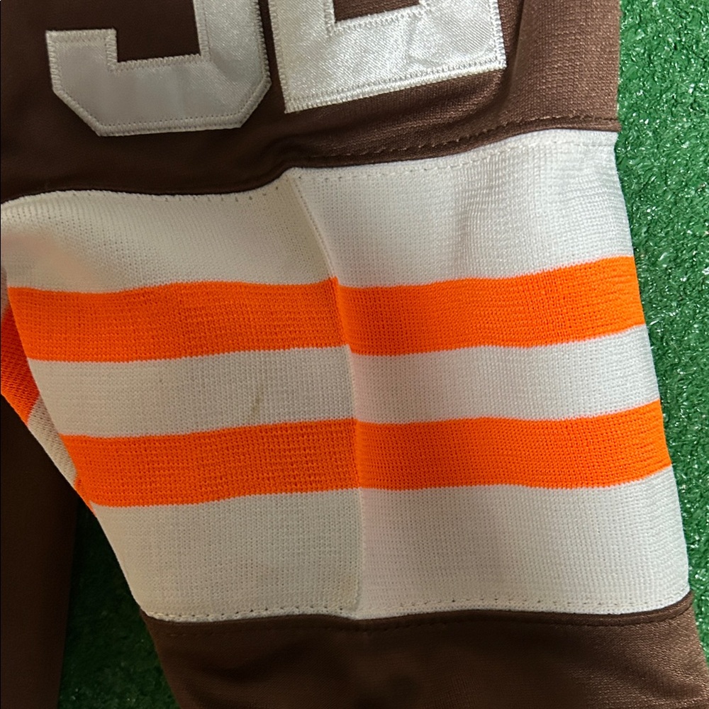 Jim Brown NFL throwback Jersey Cleveland browns! Size 52 Mitchell & Ness - Picture 5 of 13